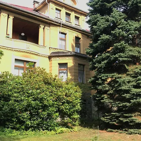 Am Sahnpark Apartment Crimmitschau